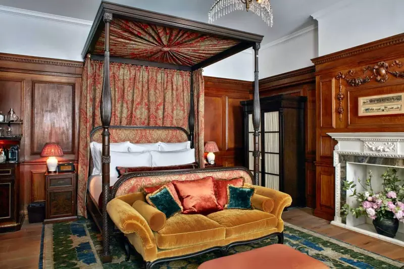 Grand Heritage Room