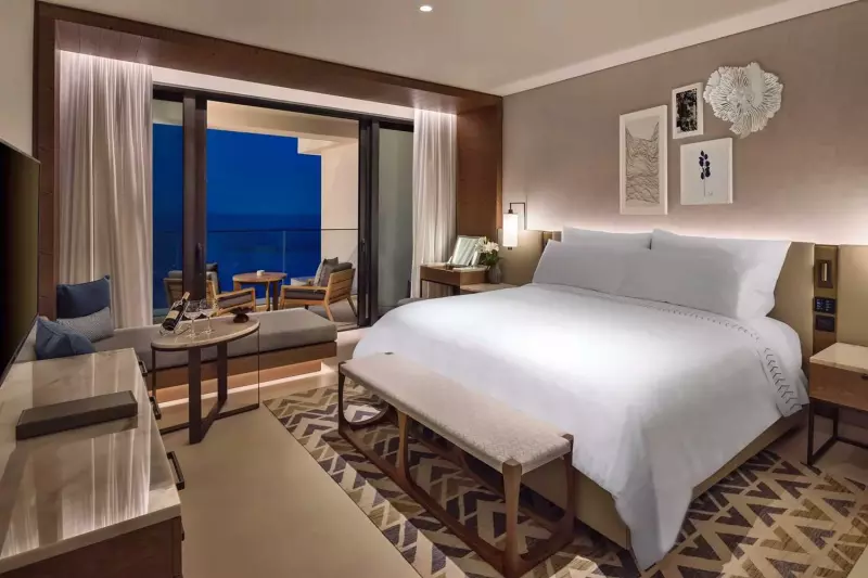 Deluxe Sea View Room