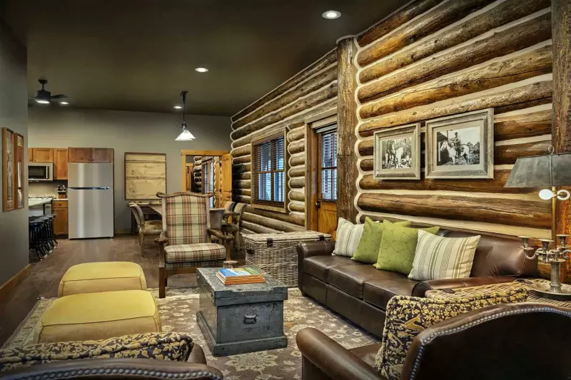 4 Bedroom Yoakum Cabin