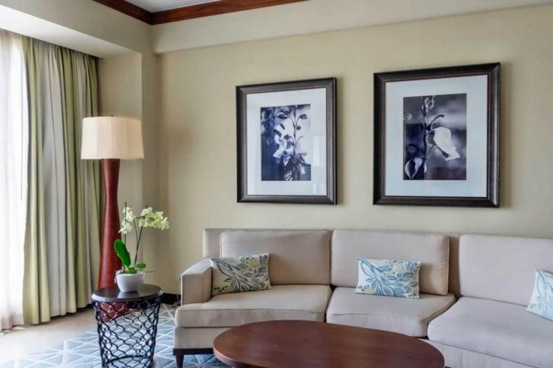 Top Floor Club Suite