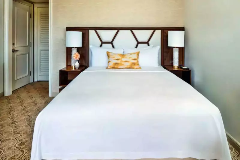 Napua Club Ocean View Room
