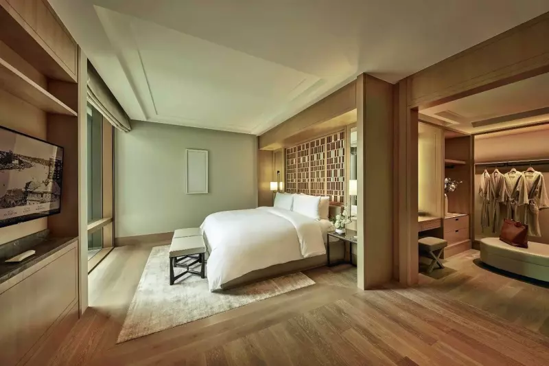 Courtyard Suite
