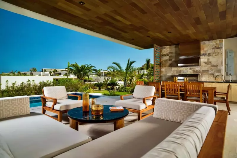 4 Bedroom Garden View Pool Villa