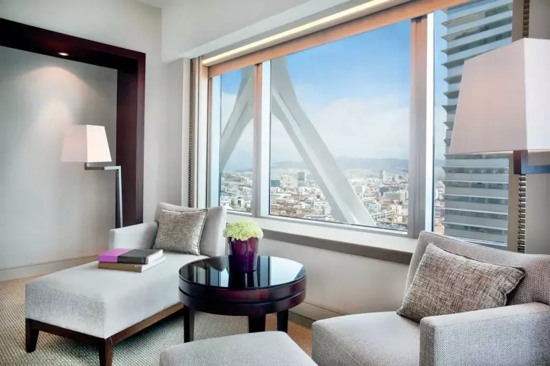 Scenic Room