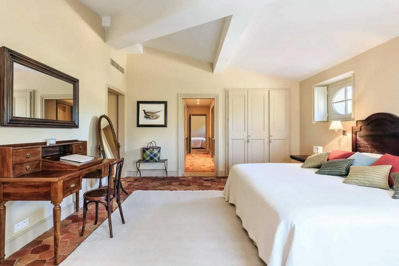 2 Bedroom Family Room