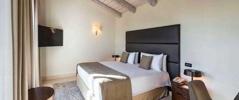 2 Bedroom Villa Giardini Suite