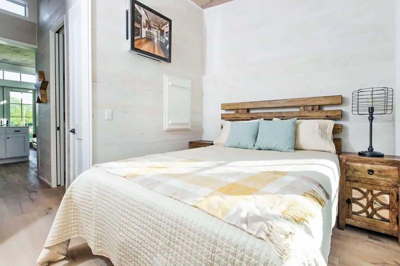 Salt Box with Studio Tiny Home