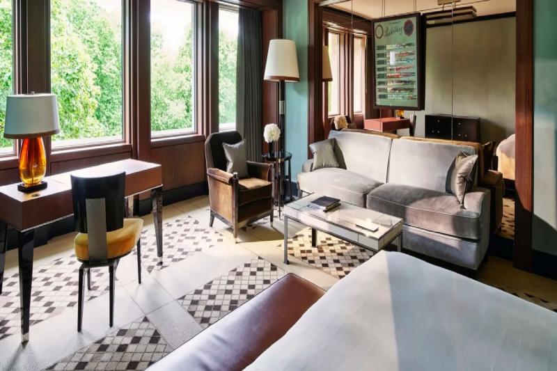 2 Bedroom Park Lane Suite