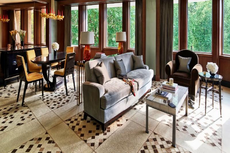 3 Bedroom Park Lane Suite
