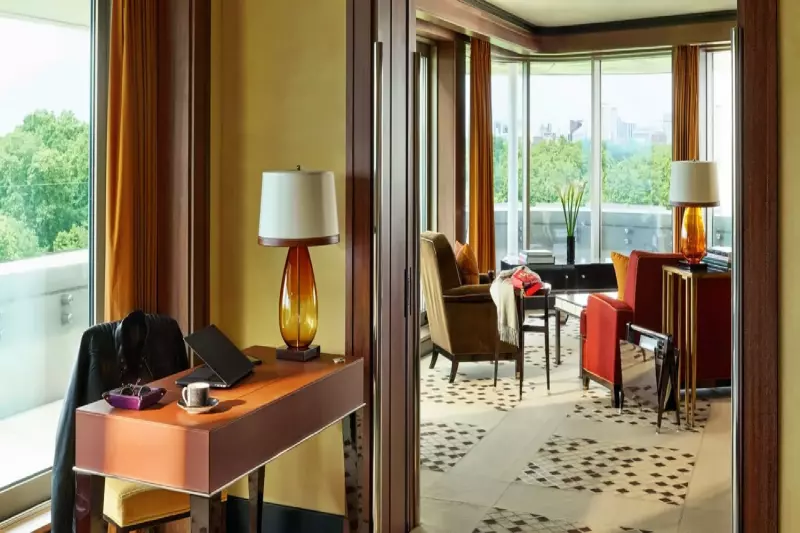 2 Bedroom Hyde Park Suite