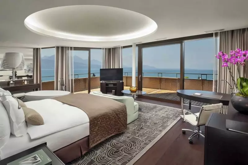Penthouse Suite