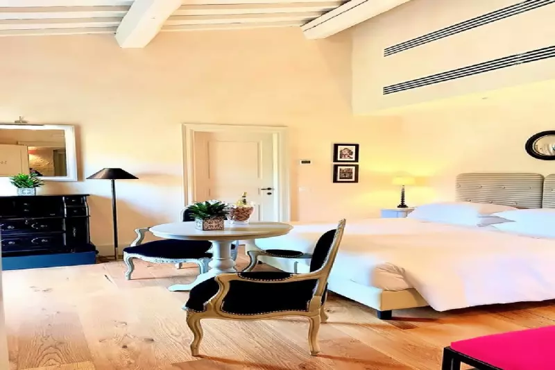 Deluxe Granaio Room