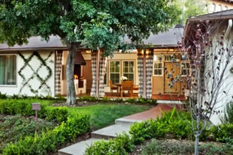 2 Bedroom California Cottage Suite