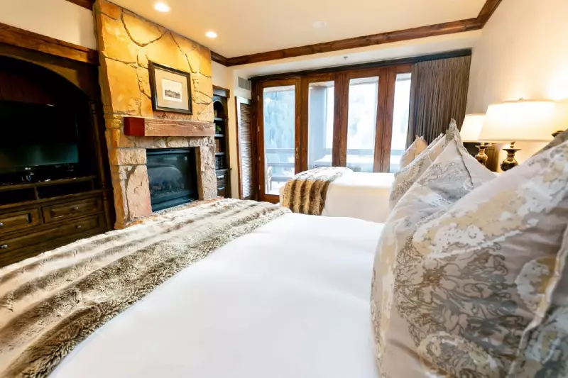 Hot Tub Deck Junior Suite 