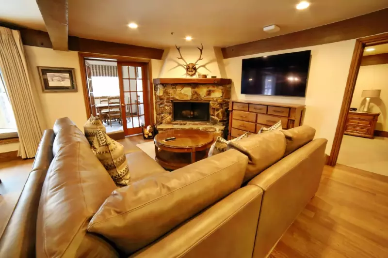 Luxury Suite