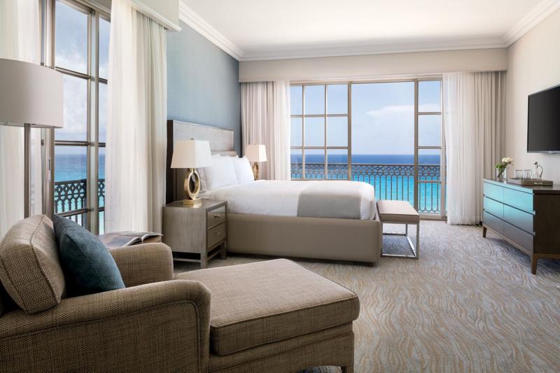 Club Seafront Suite