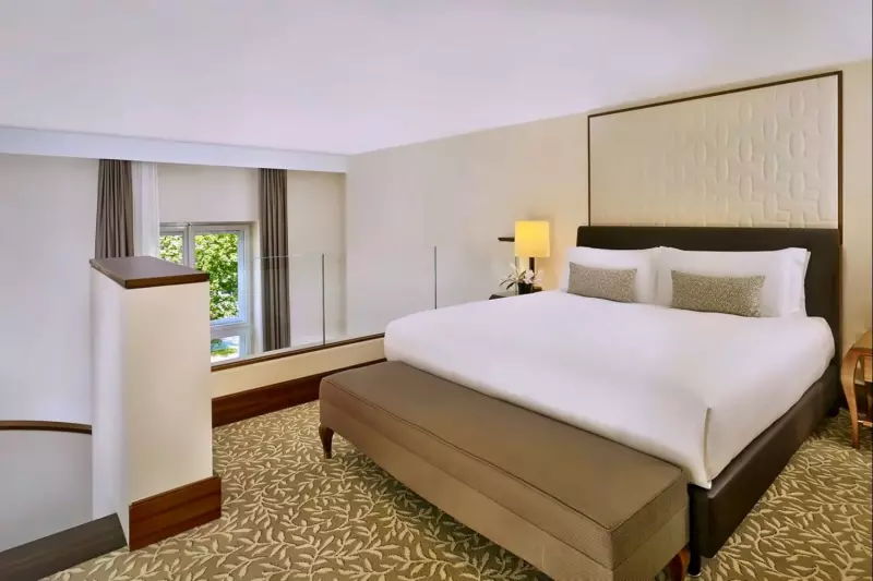 Duplex Bi Level Suite