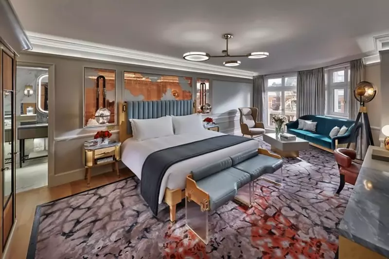 Knightsbridge Suite 
