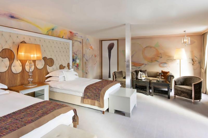 Kandinsky Junior Suite