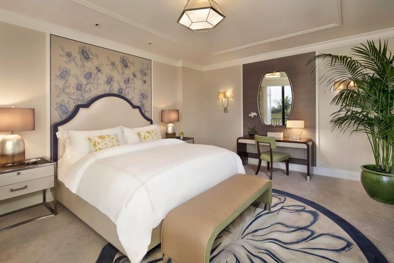 Premium Partial Ocean View Suite