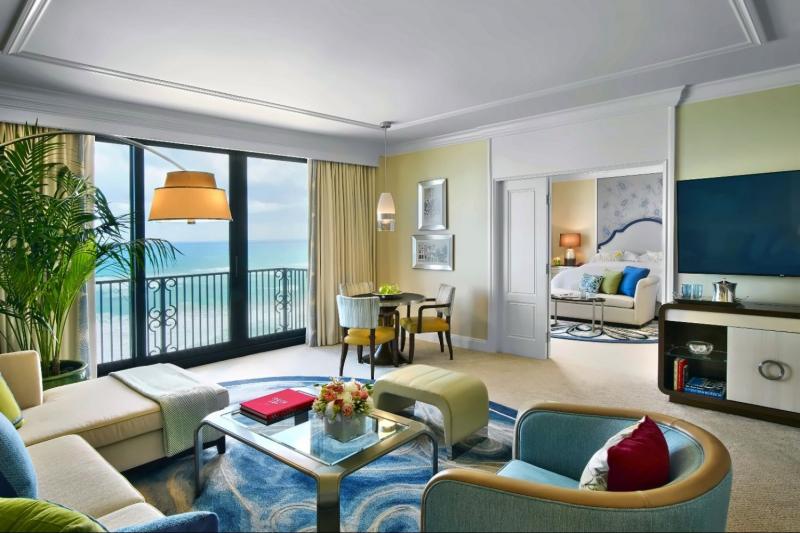 Premium Atlantic Oceanfront Suite