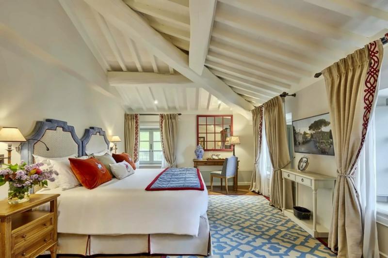 Prestige Room