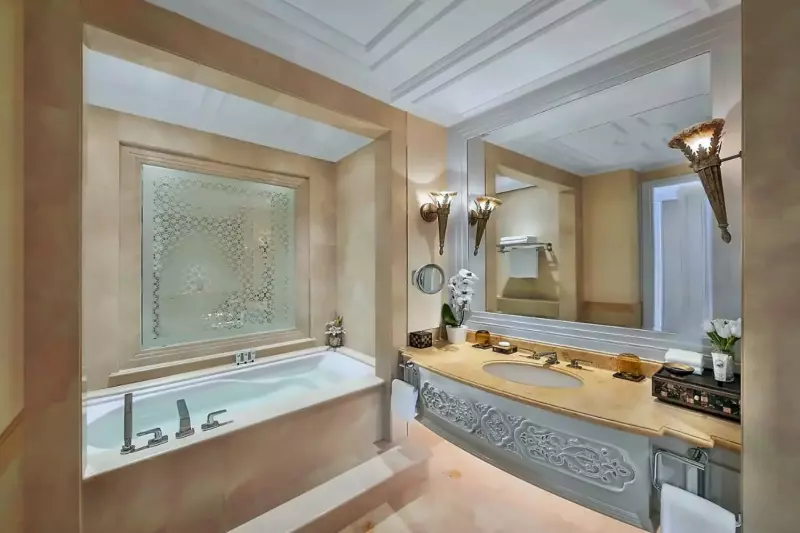 Deluxe Garden View Room