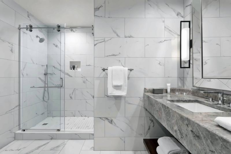 1 Bedroom Bi-Level Suite 