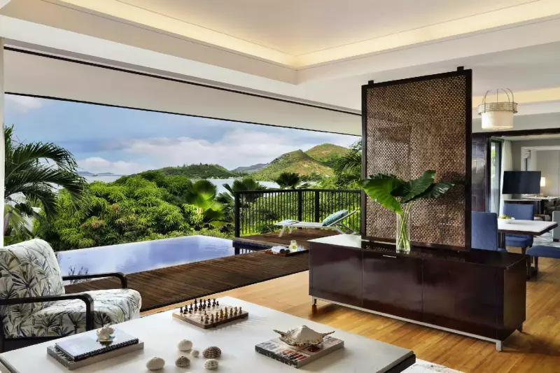 Grand Ocean View Pool Villa