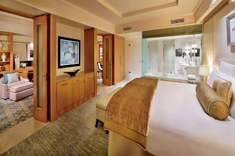 Ambassador Club Suite 