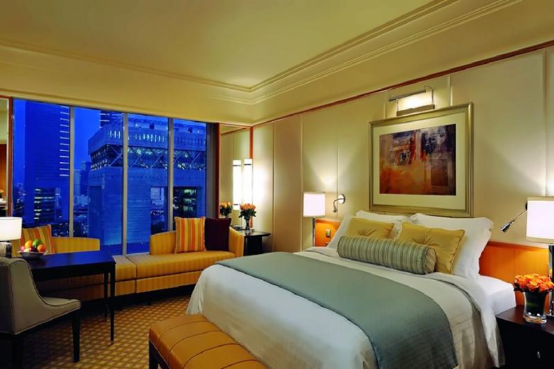 Club Room 