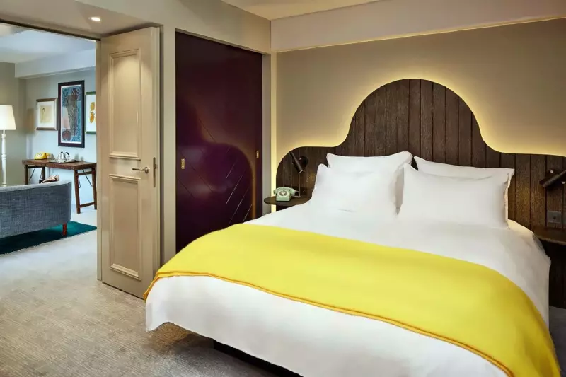 Canal Suite