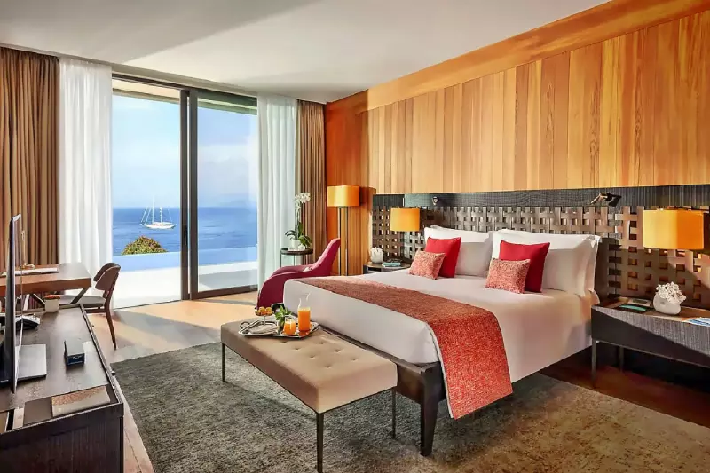 Bougainvillea Suite