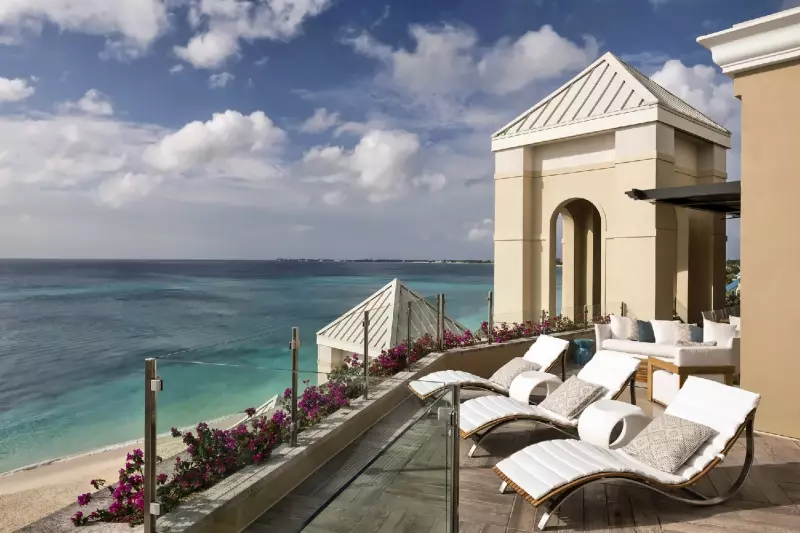 3 Bedroom Grand Cayman Penthouse