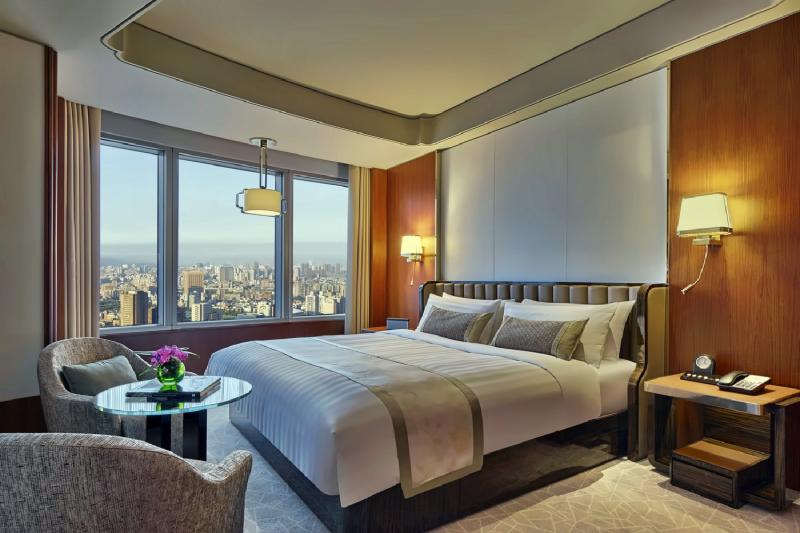 Plaza Suite