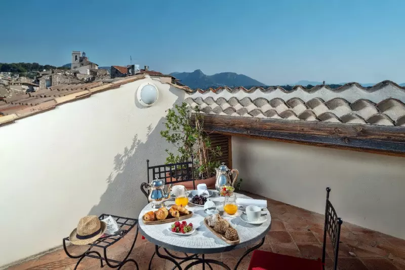 Rooftop Suite