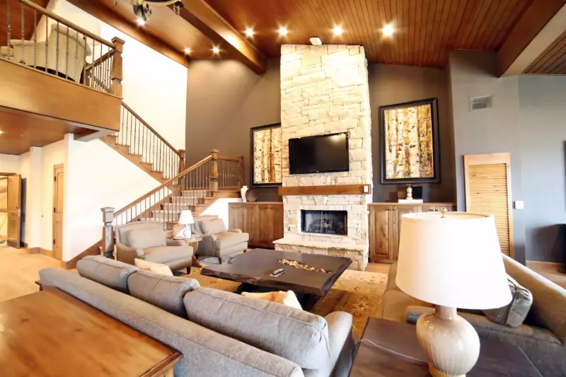 3 Bedroom Premium Luxury Loft Hot Tub Suite