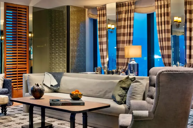 Grand Harbour Corner Suite