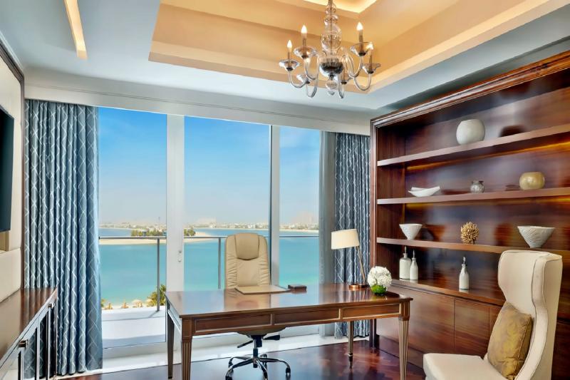 2 Bedroom Chairman Club Suite