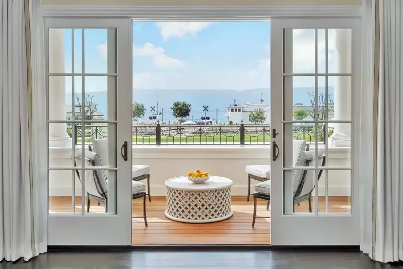 Ambassador Ocean View Suite