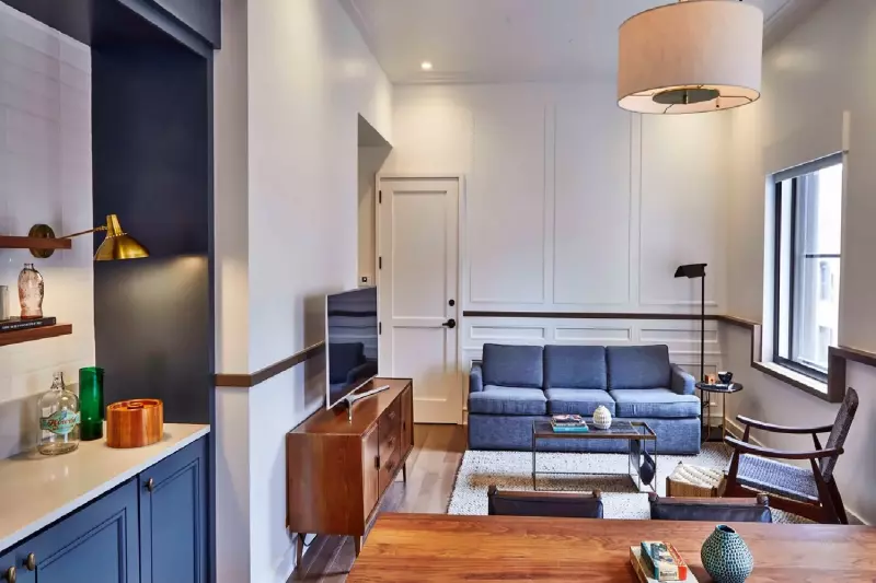 Signature Suite