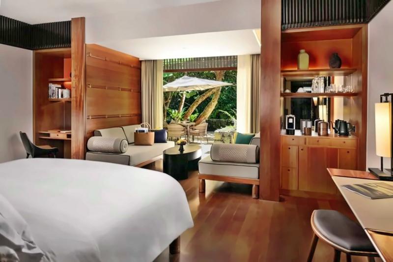 Canopy Garden Room