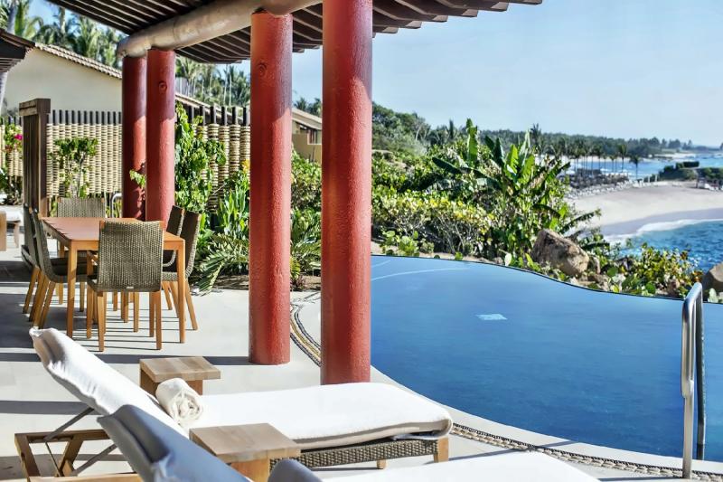 5 Bedroom Sol Oceanfront Villa