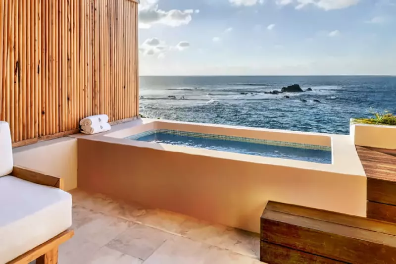 Oceanfront Pool Casita