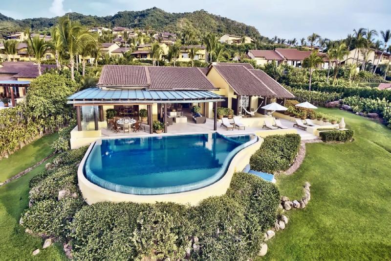 5 Bedroom Cielo Oceanfront Villa