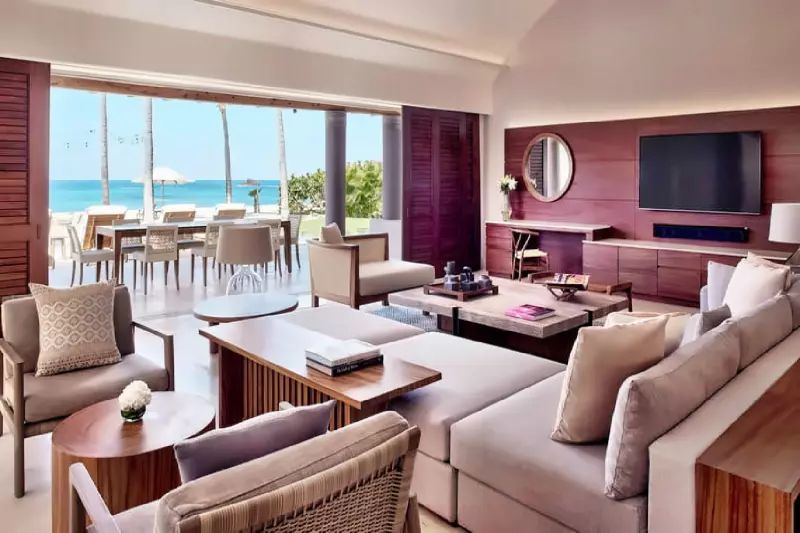 5 Bedroom Coral Beach House
