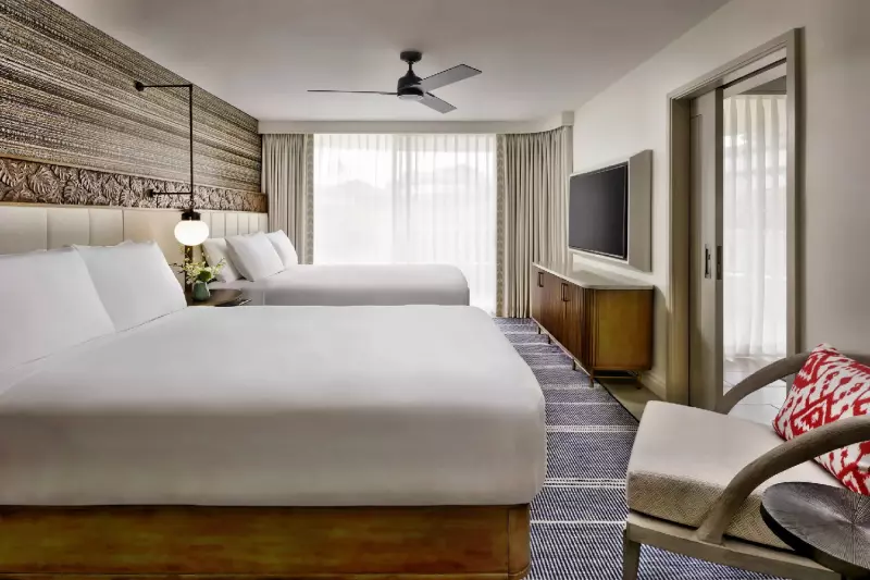 Garden View Corner Suite