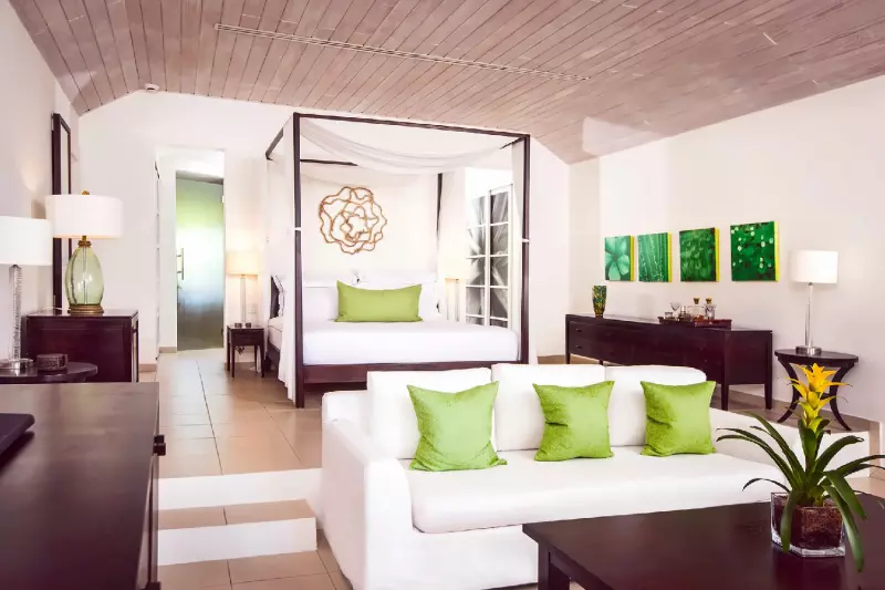 Adults Only Bay Suite