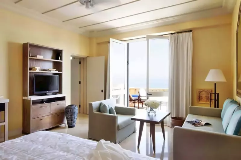 1 Bedroom Suite