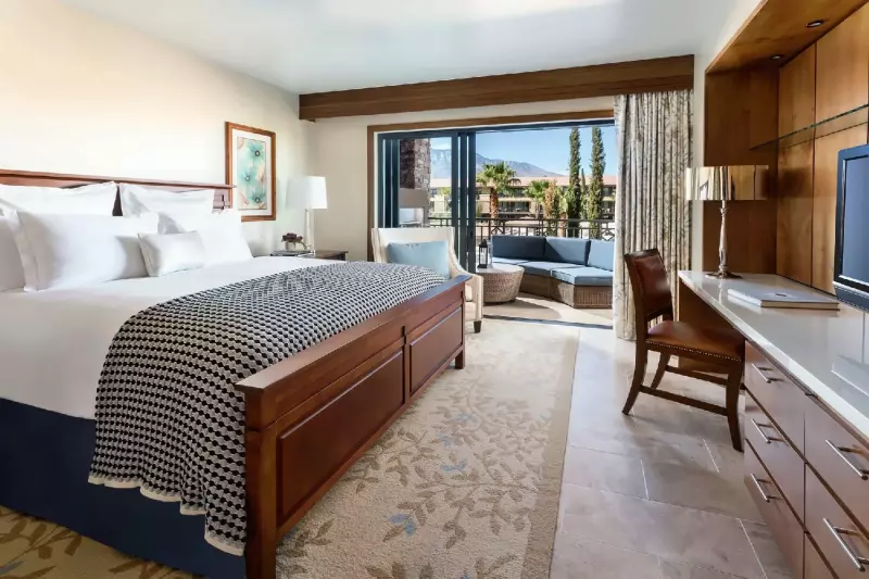 Vista Residential Club Suite
